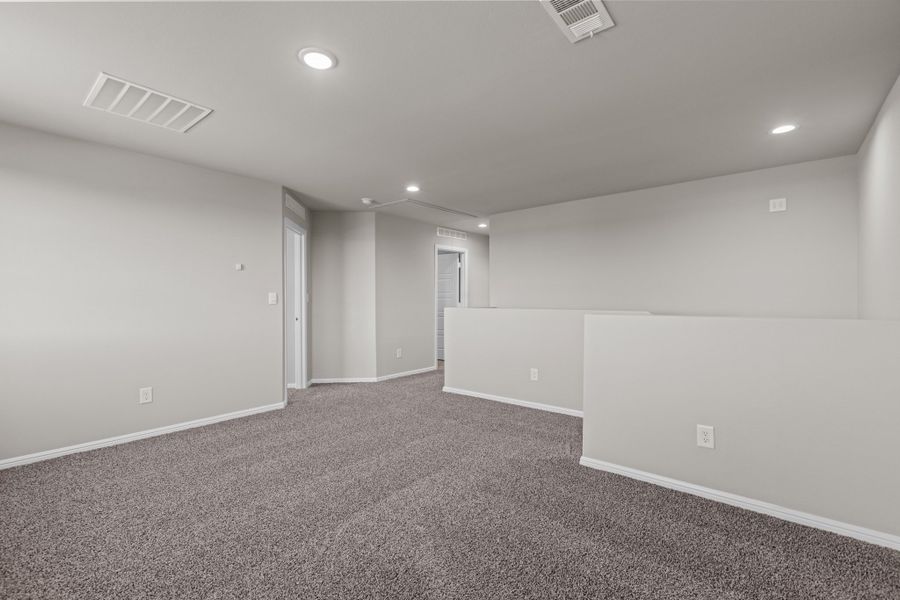 Representative unfurnished interior of a home built from the Gulfport by D.R. Horton in Yukon Ridge, Odessa (Image 18). Representative unfurnished interior of a home built from the Gulfport by D.R. Horton in Yukon Ridge, Odessa (Image 18).