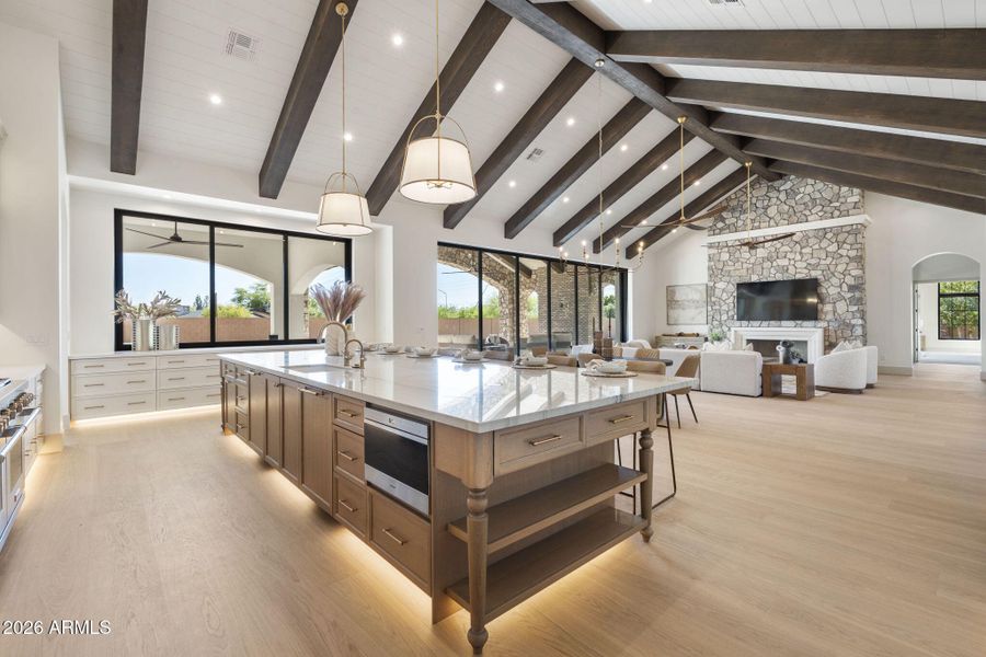 24-web-or-mls-3623-e-mallory-cir