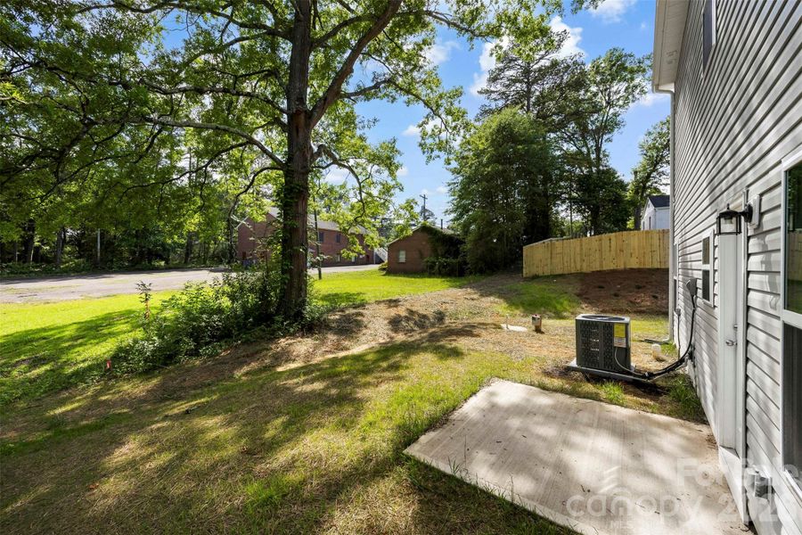 Exterior details and patio area of a home in , Gastonia (Image 24).