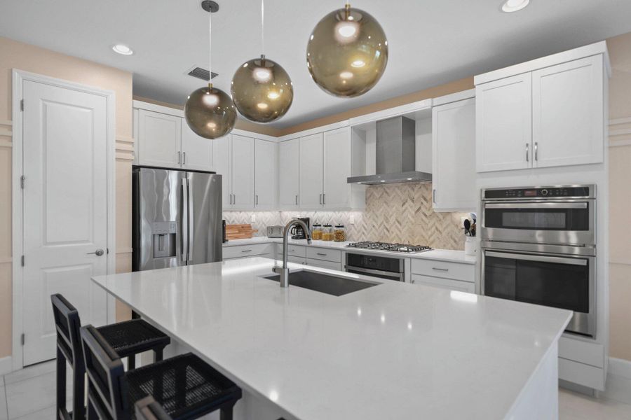 19545 Broad Shore Walk - 10.jpg-SMALL