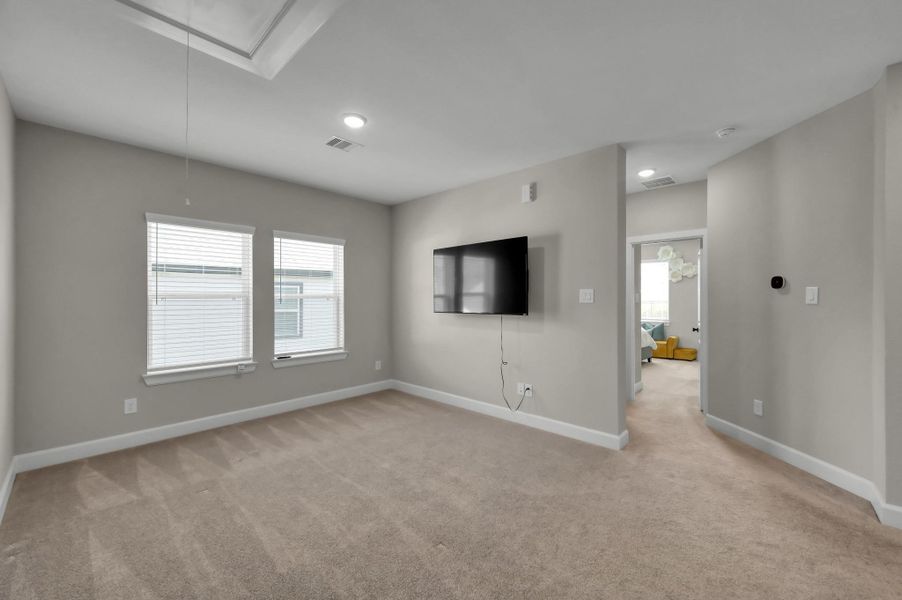Spacious, unfurnished interior of a new home in The Woodlands Hills 60’, Willis (Image 21).
