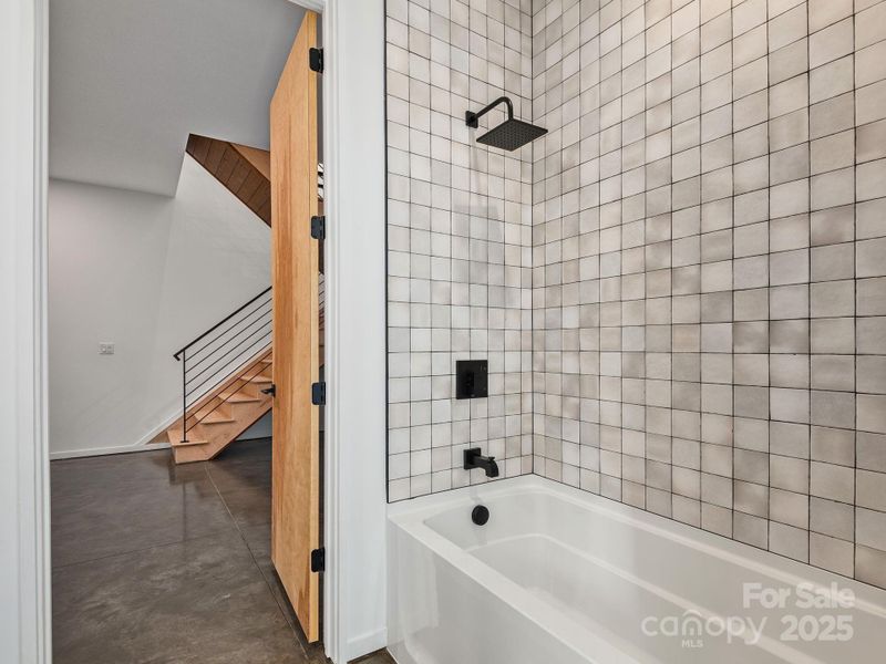 Image 17 of a home in . Image 17 of a home in .