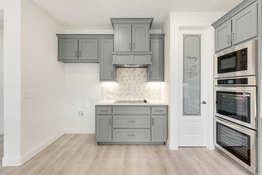 Furnished interior view inside a new home in Ridgepoint, Midlothian (Image 12).