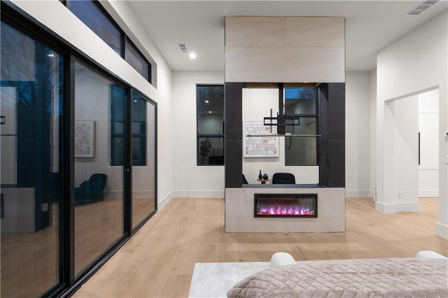 Furnished interior view inside a new home in , Atlanta (Image 57).