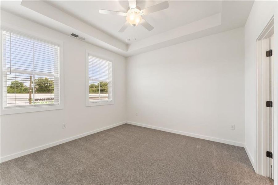 Spacious, unfurnished interior of a new home in Array, Atlanta (Image 20).