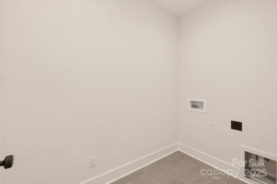 Image 41 of a home in .