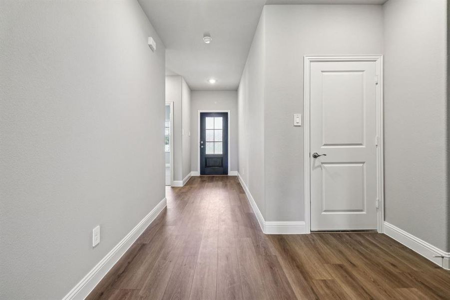 Photo is not of the actual home, but is an inspirational photo of builder’s model home and may depict options, furnishings, and/or decorator features that are not included. Photo is not of the actual home, but is an inspirational photo of builder’s model home and may depict options, furnishings, and/or decorator features that are not included.