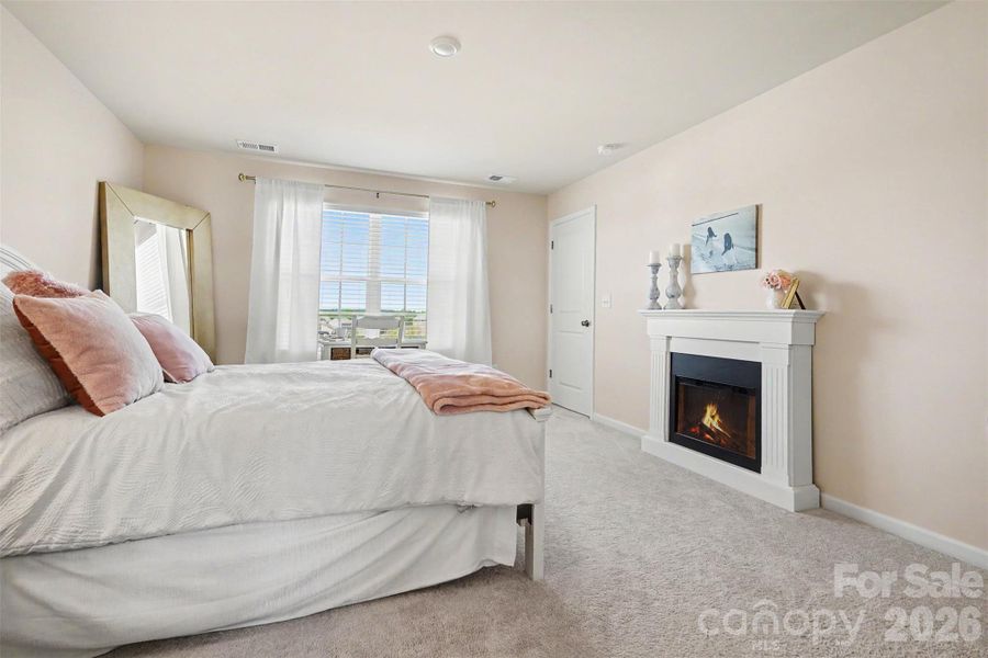 Furnished interior view inside a new home in Walkers Mill, Edgemoor (Image 19).