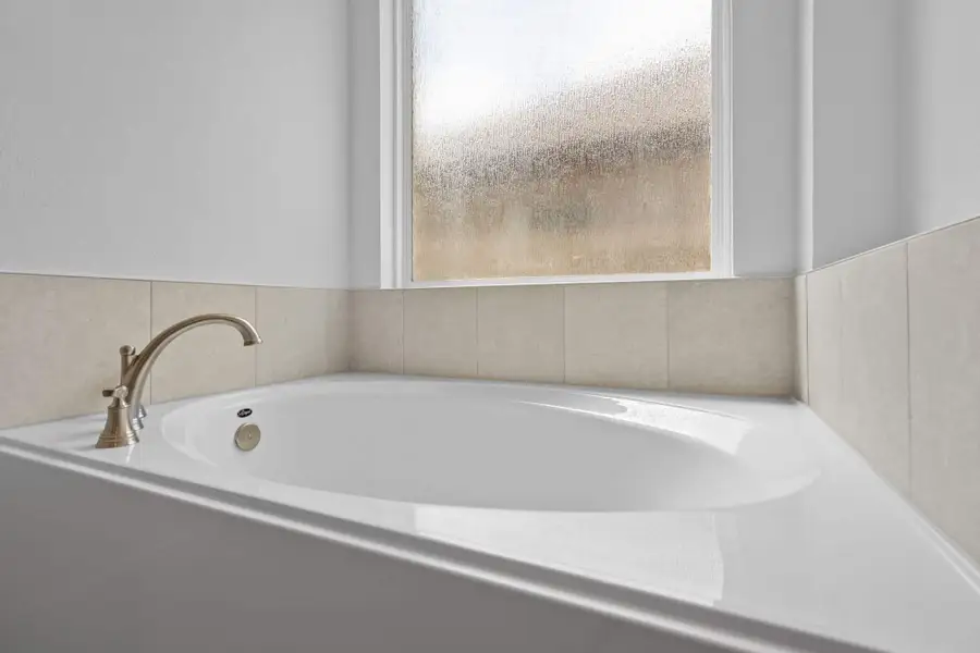 Furnished interior view inside a new home in Wood Leaf Reserve, Tomball (Image 9).