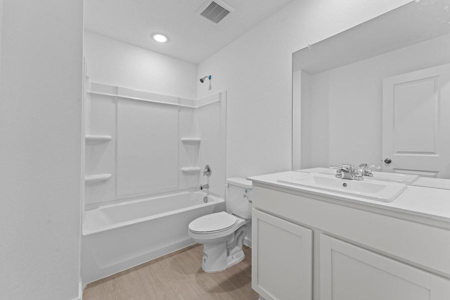 Furnished interior view inside a new home in Friendship Oaks, Fredericksburg (Image 4).