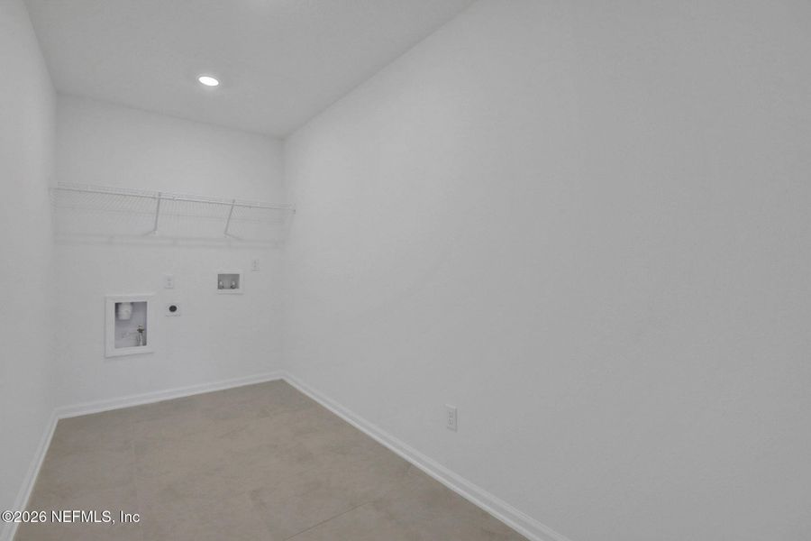 Spacious, unfurnished interior of a new home in Jennings Farm, Middleburg (Image 44). Spacious, unfurnished interior of a new home in Jennings Farm, Middleburg (Image 44).