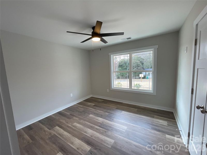 Spacious, unfurnished interior of a new home in , Norwood (Image 14).