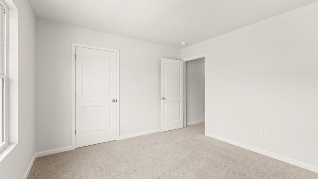 Spacious, unfurnished interior of a new home in Liberty Crossing, Braselton (Image 29).