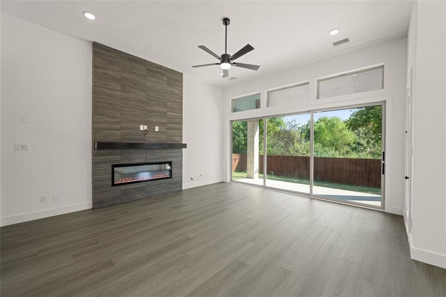 2209 Pelican- Living Room-2