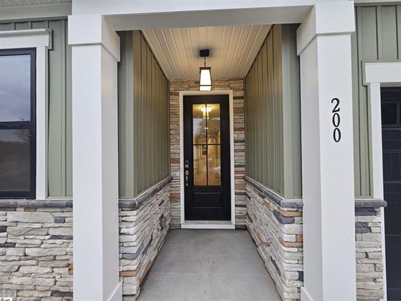 Exterior details and patio area of a home in South Park, Piedmont (Image 10).