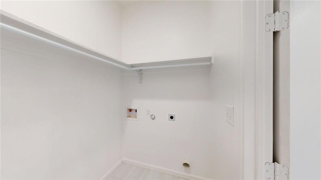 Spacious, unfurnished interior of a new home in , Balch Springs (Image 31).