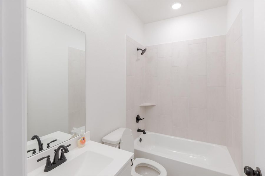 Furnished interior view inside a new home in , New Caney (Image 35).