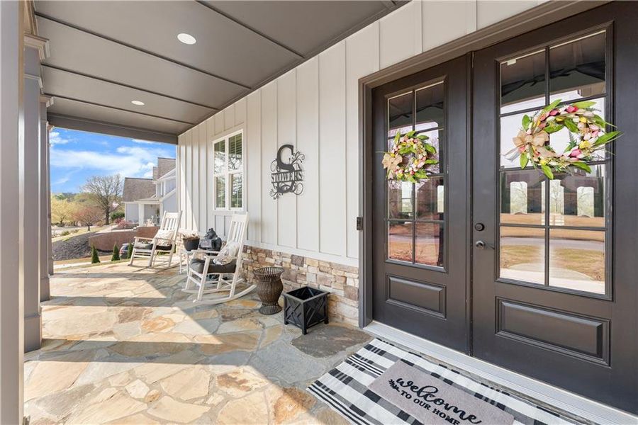Exterior details and patio area of a home in , Dawsonville (Image 3).
