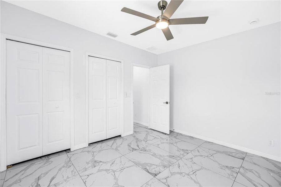 Spacious, unfurnished interior of a new home in , St. Petersburg (Image 12).