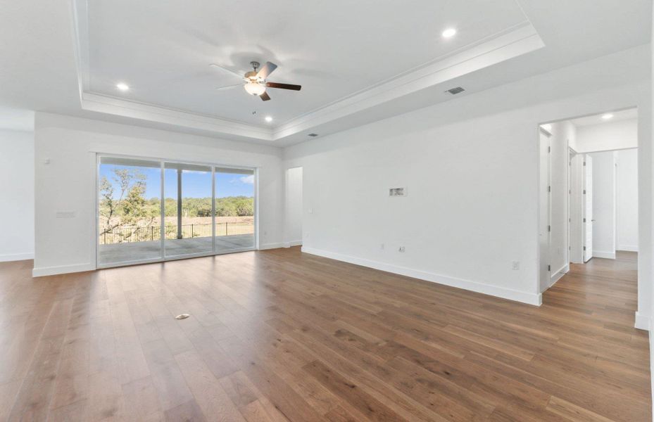 Spacious, unfurnished interior of a new home in Sun City Texas, Georgetown (Image 27). Spacious, unfurnished interior of a new home in Sun City Texas, Georgetown (Image 27).