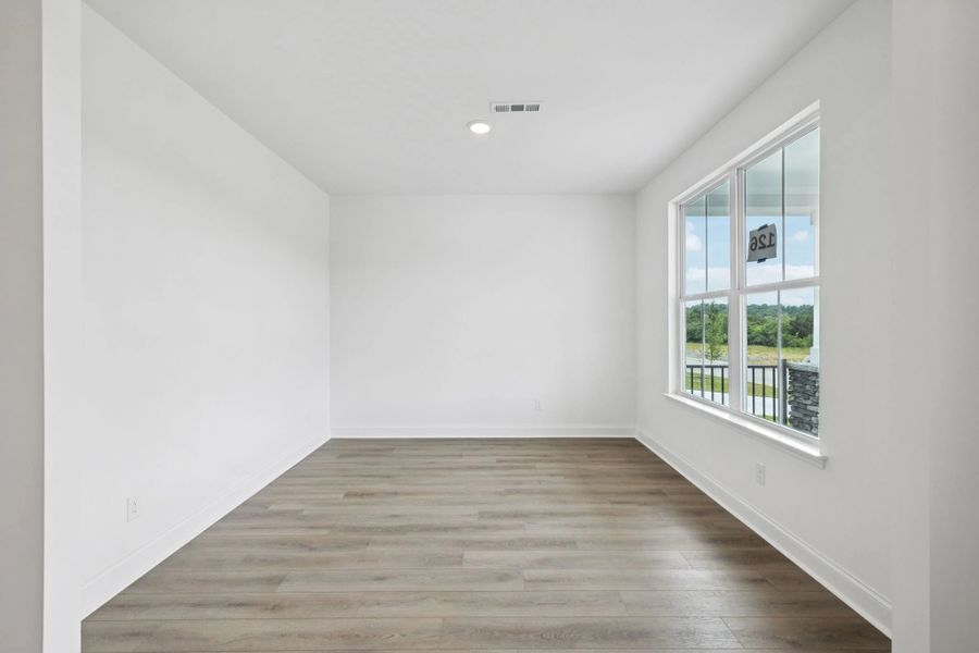 Spacious, unfurnished interior of a new home in Willow Landing, Mount Juliet (Image 11).