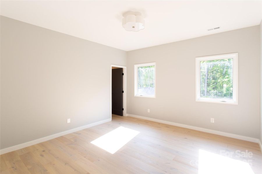 Spacious, unfurnished interior of a new home in , Waxhaw (Image 33). Spacious, unfurnished interior of a new home in , Waxhaw (Image 33).