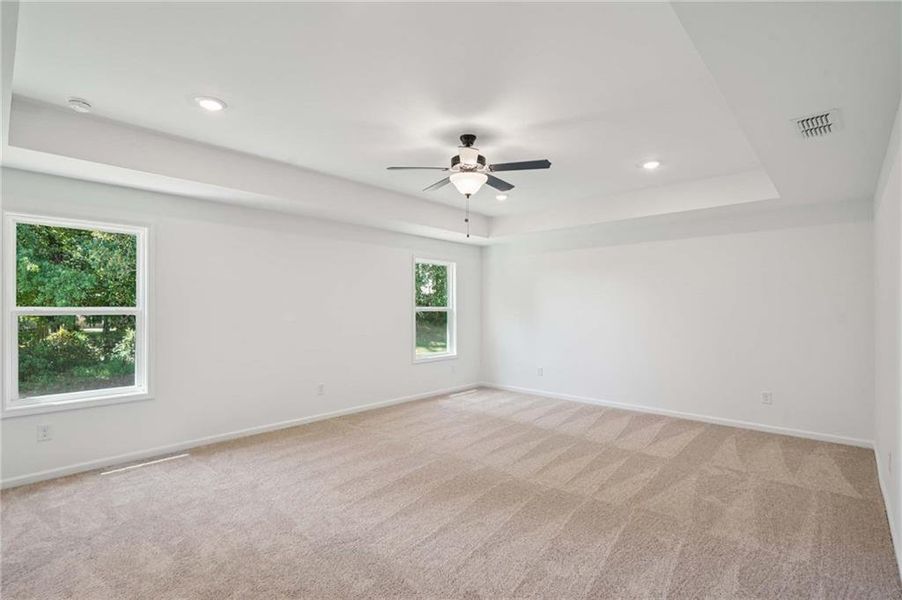 Spacious, unfurnished interior of a new home in The Estates at Casteel, Bethlehem (Image 22).