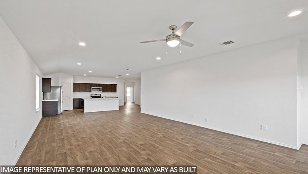 Representative unfurnished interior of a home built from the Gavin by D.R. Horton in Grand Pines, Magnolia (Image 26). Representative unfurnished interior of a home built from the Gavin by D.R. Horton in Grand Pines, Magnolia (Image 26).