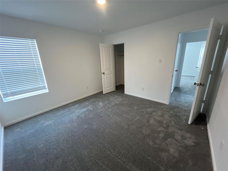 Spacious, unfurnished interior of a new home in Gifford Meadows, Angleton (Image 11).