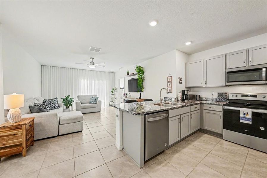 Furnished interior view inside a new home in , Wesley Chapel (Image 14).