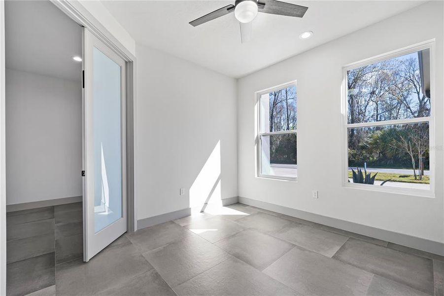 Spacious, unfurnished interior of a new home in , Palm Coast (Image 51).