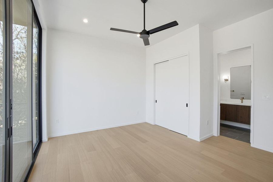 4th bedroom with ensuite bath