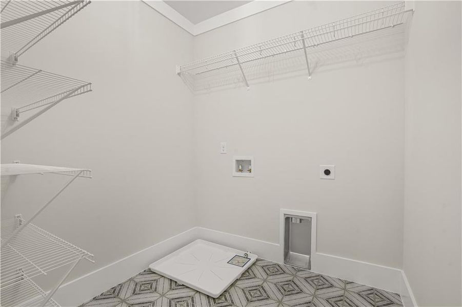 Spacious, unfurnished interior of a new home in , Scottdale (Image 27).