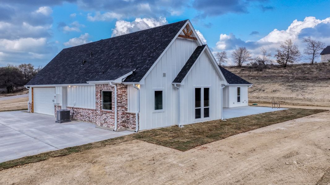 Representative exterior photo of a completed home built from the Ava by Zeal Home Builders in Patti Lynn Hills, Paradise, TX (Image 25).