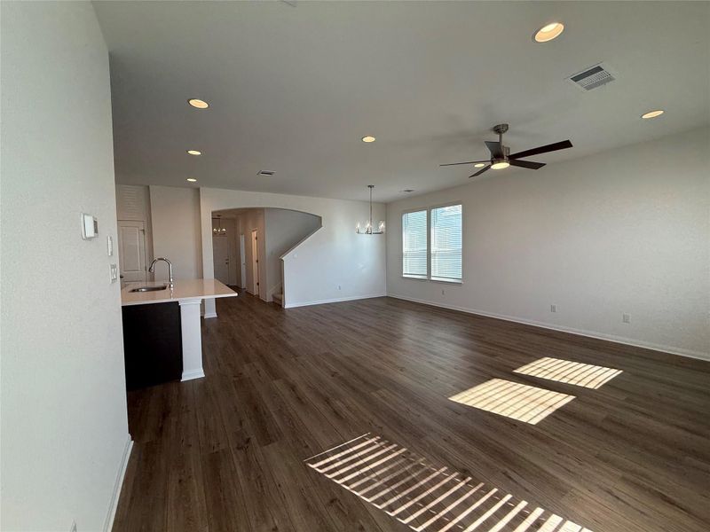 Spacious, unfurnished interior of a new home in Wellspring, Round Rock (Image 25). Spacious, unfurnished interior of a new home in Wellspring, Round Rock (Image 25).