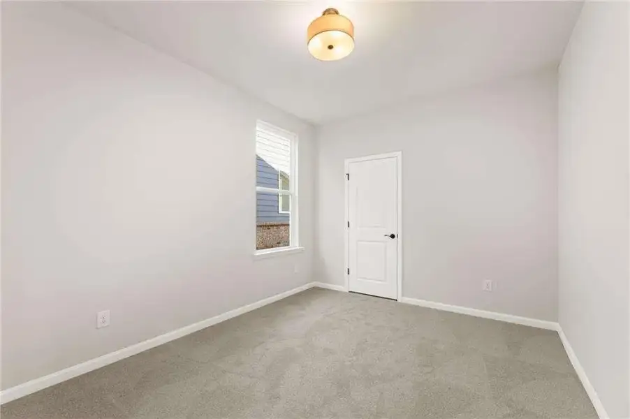 Spacious, unfurnished interior of a new home in Kelly Preserve, Loganville (Image 21). Spacious, unfurnished interior of a new home in Kelly Preserve, Loganville (Image 21).
