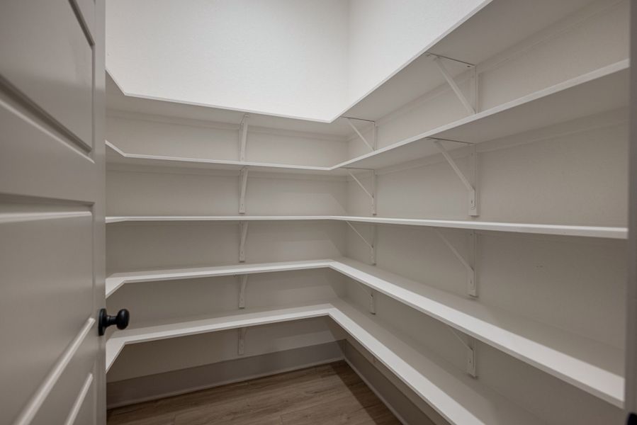 Spacious, unfurnished interior of a new home in Mesa Western, Cibolo (Image 26).