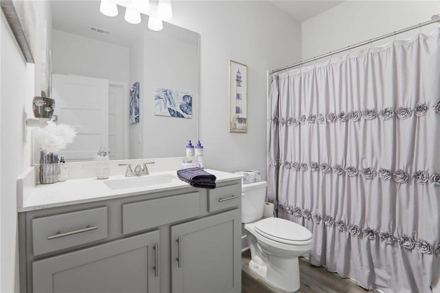 Furnished interior view inside a new home in Rosewood Lake Estates, Hoschton (Image 48). Furnished interior view inside a new home in Rosewood Lake Estates, Hoschton (Image 48).