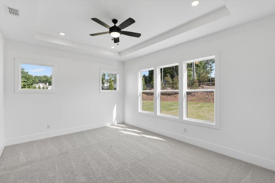 Spacious, unfurnished interior of a new home in Wayt Farm, Cumming (Image 25).