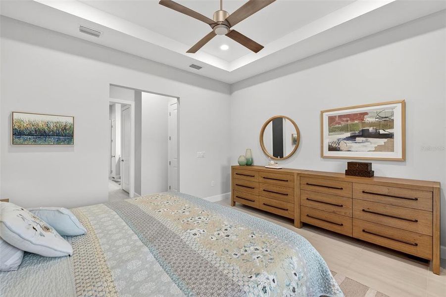 Furnished interior view inside a new home in , Venice (Image 18).