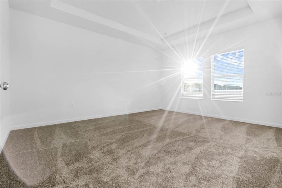 Spacious, unfurnished interior of a new home in , Davenport (Image 17).