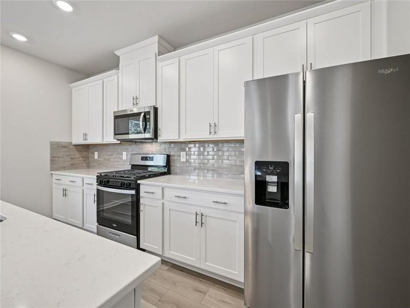 Furnished interior view inside a new home in Creekside at Oxford Park, Fairburn (Image 10). Furnished interior view inside a new home in Creekside at Oxford Park, Fairburn (Image 10).
