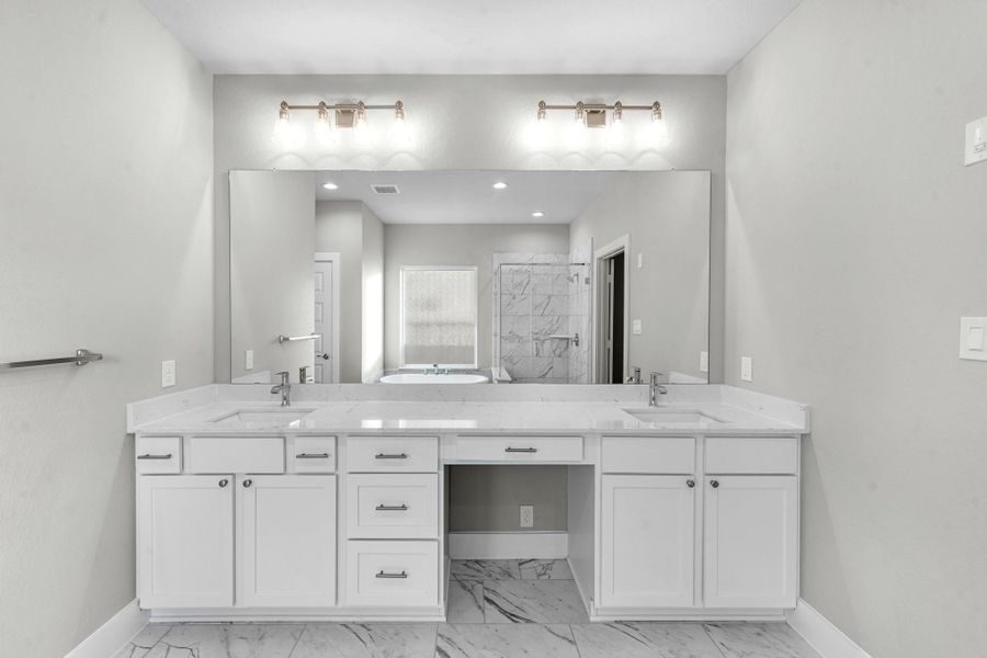 Furnished interior view inside a new home in Briarwood Crossing, Rosenberg (Image 6).