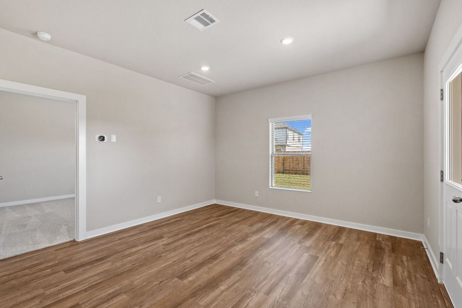 New Home in Cedar Creek, TX.  - Slide 17