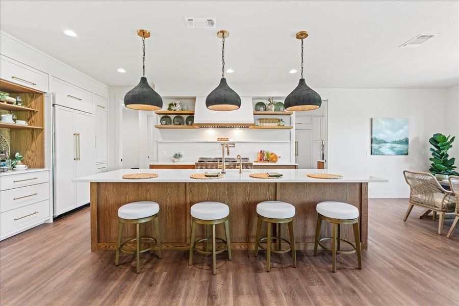 Furnished interior view inside a new home in , Wimberley (Image 4).