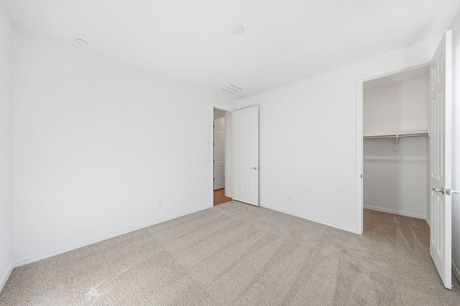 Spacious, unfurnished interior of a new home in Tierra Vistoso, Surprise (Image 13).