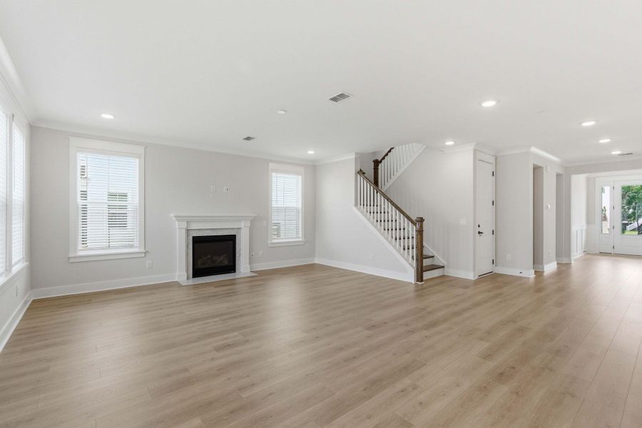Spacious, unfurnished interior of a new home in Liberty Hill Farm, Mount Pleasant (Image 55).