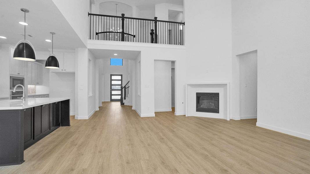 Spacious, unfurnished interior of a new home in Candela South, Richmond (Image 8).