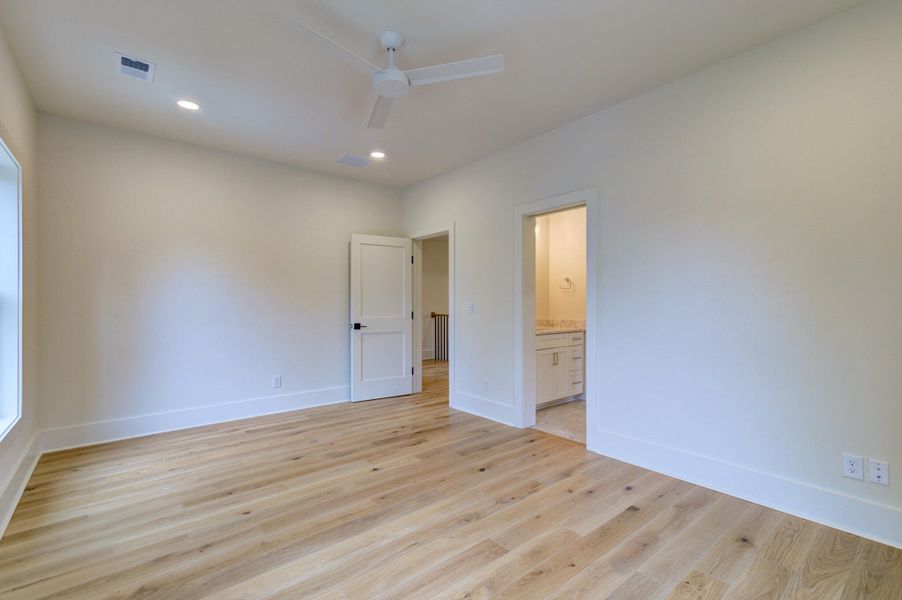 Spacious, unfurnished interior of a new home in , Johns Island (Image 45). Spacious, unfurnished interior of a new home in , Johns Island (Image 45).