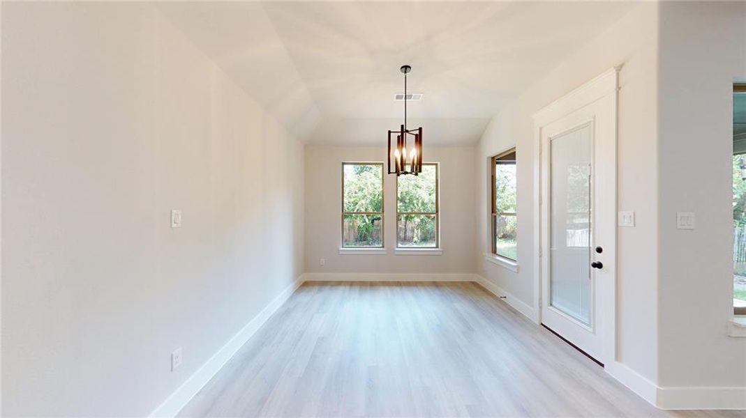 Spacious, unfurnished interior of a new home in , Fort Worth (Image 9).